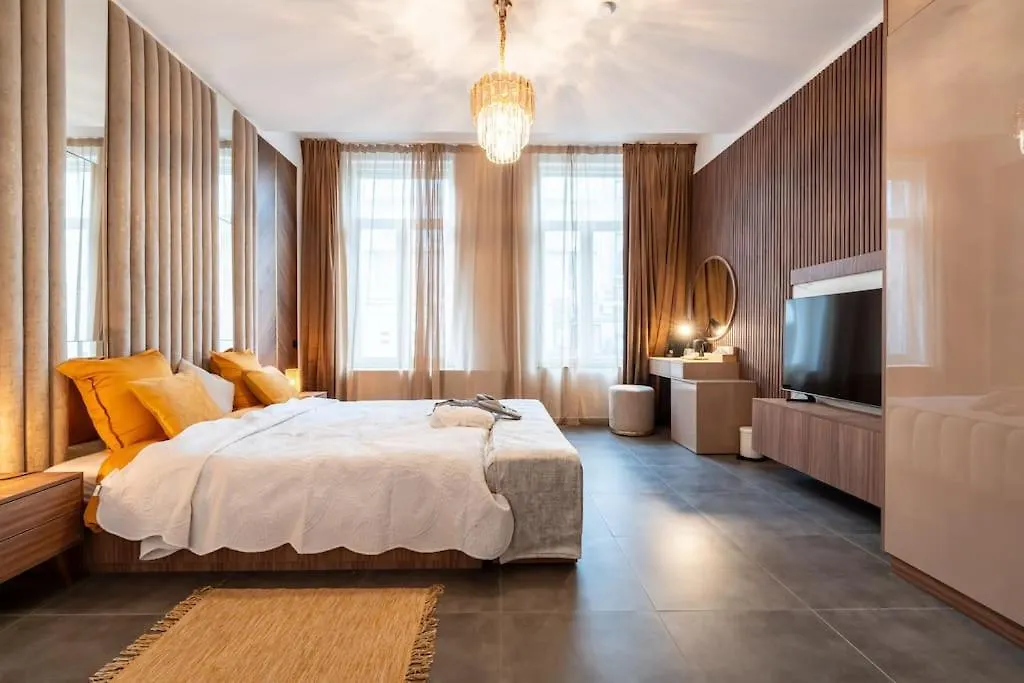 Апартаменты Luxueux Appartement 5 Chambre Брюссель