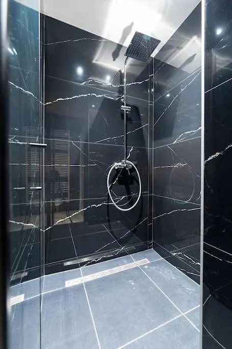 Luxueux Appartement 5 Chambre Брюссель